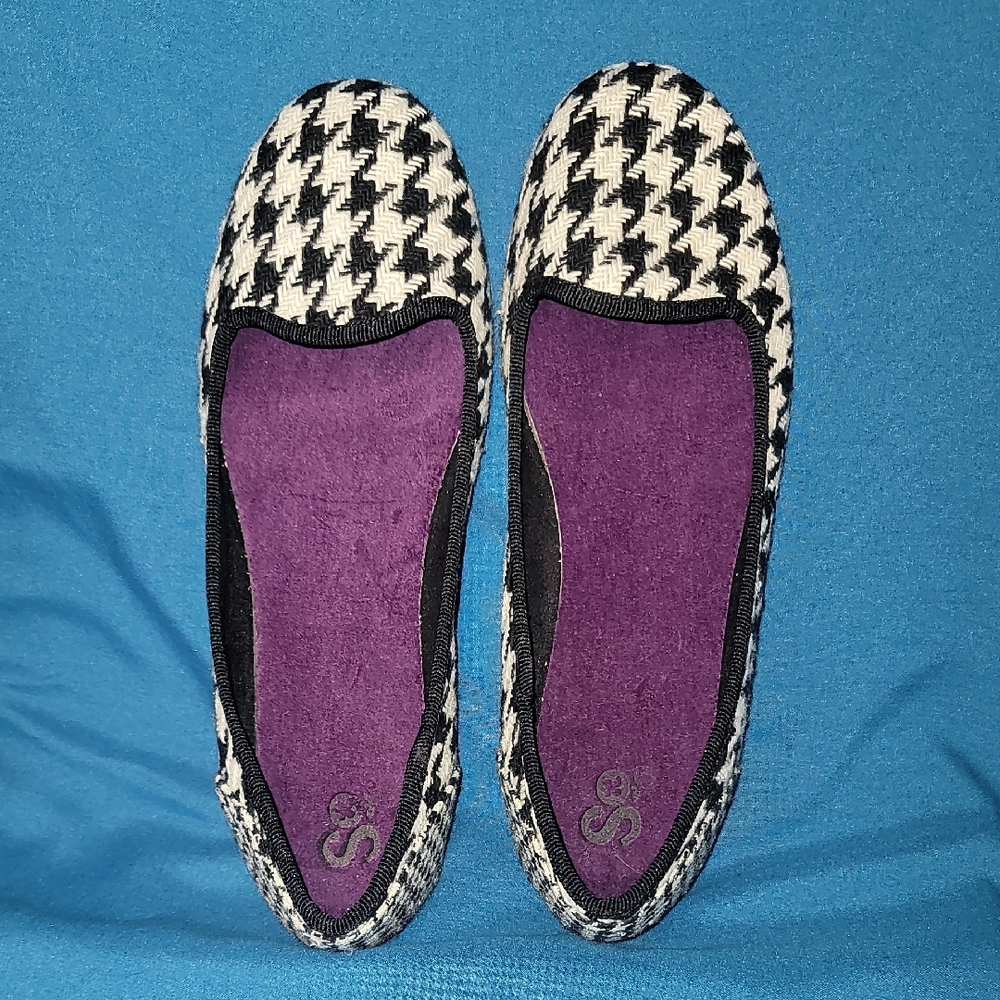 SO Black and White Houndstooth Flats